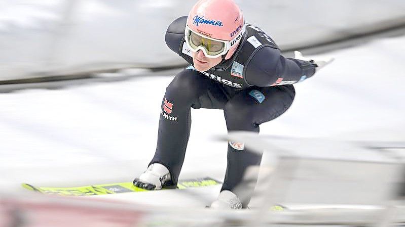 Severin Freund freut sich auf die Skiflug-WM. Foto: Arne Dedert/dpa