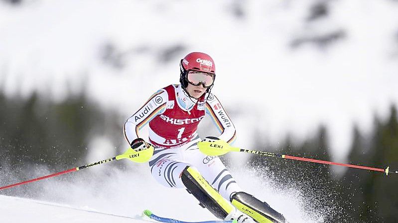 Ski-Ass Lena Dürr kam beim Weltcup im schwedischen Are trotz zwischenzeitlicher Führung nur auf Rang fünf. Foto: Pontus Lundahl/TT NEWS AGENCY/AP/dpa