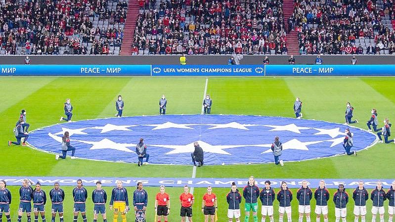 Die Frauen des FC Bayern München unterlagen in der Champions League Paris Saint-Germain mit 1:2. Foto: Sven Hoppe/dpa