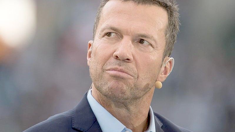 Lothar Matthäus gehört am 1. April in Doha zu den acht früheren Spielern und Trainern an den Loskugeln für die WM-Gruppen. Foto: Federico Gambarini/dpa