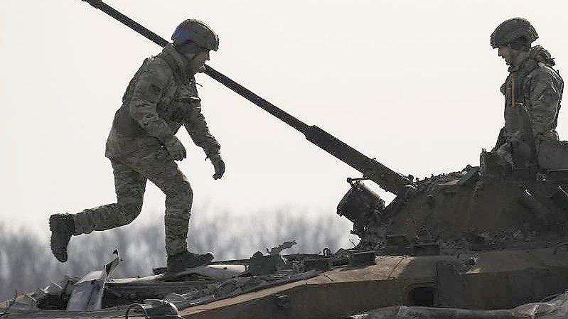 Das Massaker von Butscha soll laut Selenskyj erst der Anfang gewesen sein. Foto: Vadim Ghirda/AP/dpa