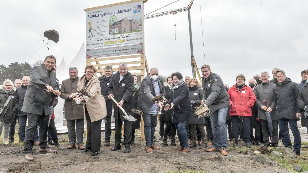 Im April startete der Bau der Pflegeeinrichtung. Foto: Ortgies/Archiv