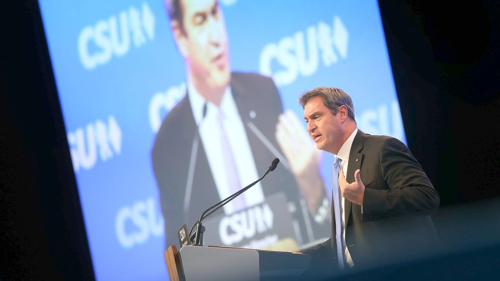 Markus Söder beim CSU-Parteitag in Augsburg. Viel Ampel-Bashing, Hauptgegner sind die Grünen. Foto: Karl-Josef Hildenbrand/dpa