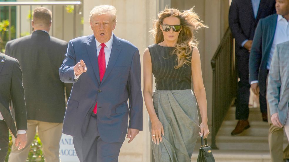 Donald Trump sucht die Schuld bei Ehefrau Melania Trump. Foto: Imago Images/ZUMA Wire