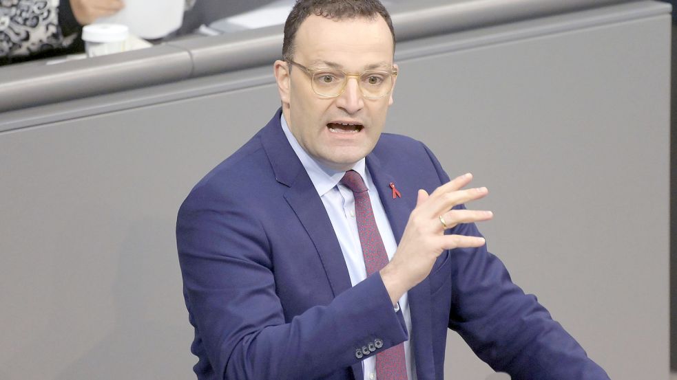 Jens Spahn hat ebenfalls einen Vorschlag für ein neues Rentenalter: Er will das Rentenalter an die Lebenserwartung koppeln. Foto: Imago Images/Future Image