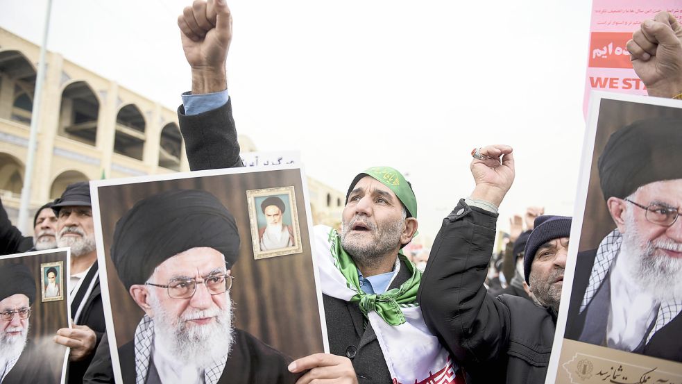 Die Proteste im Iran gehen unvermindert weiter, während immer mehr Menschen zum Tode verurteilt und hingerichtet werden. Foto: imago-images/Pacific Press Agency