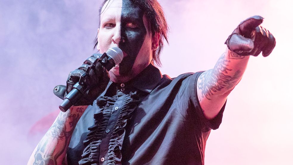 Der Rockmusiker Marilyn Manson ist erneut angeklagt worden. Foto: dpa/Daniel Karmann