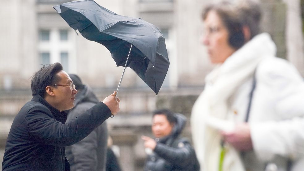 Am Wochenende sind für Niedersachsen Regen und Gewitter angesagt. Foto: Imago Images/ NurPhoto