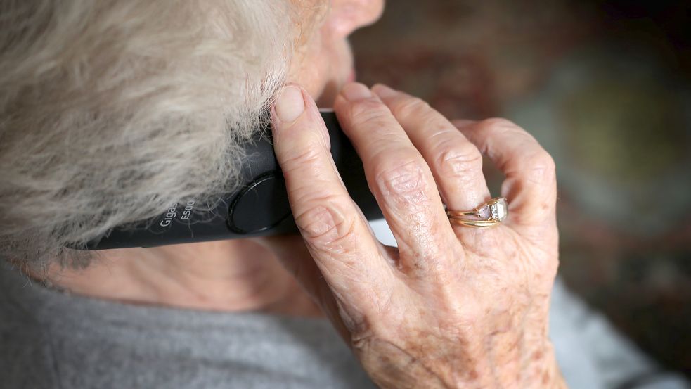 Betrugsversuche am Telefon nehmen zu Foto: Karl-Josef Hildenbrand / dpa