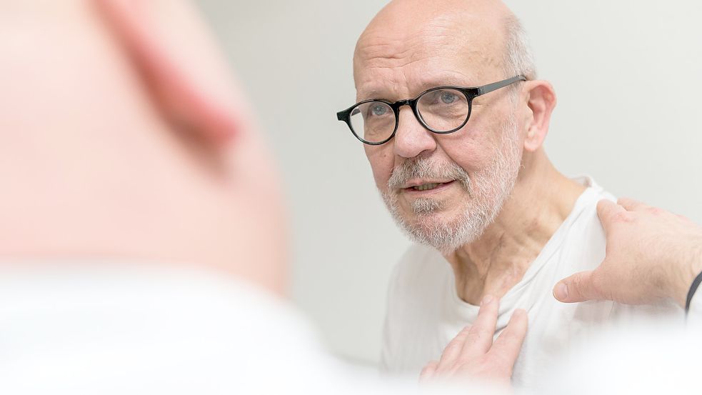 Volker Buddensiek aus Stadthagen hat das seltene Boerhaave Syndrom überlebt. Foto: Sven Olaf Stange/MKK