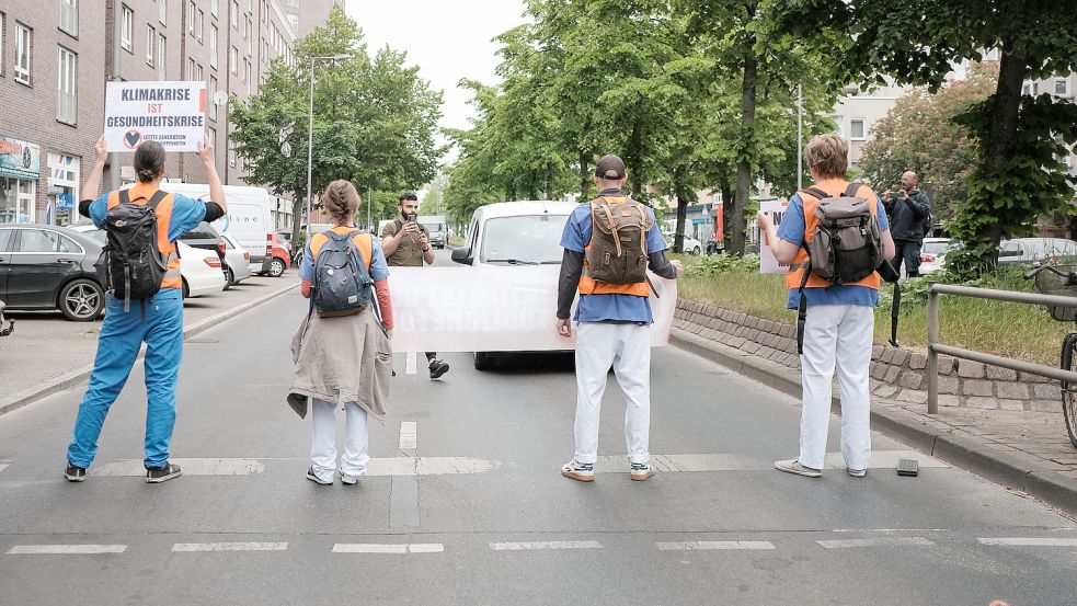 Berlin: Bundesweite Razzia Gegen Letzte Generation „aufgrund ...