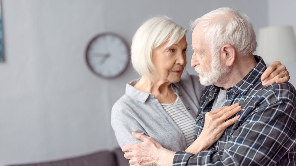 Die Zahl der Menschen, die an Demenz erkranken, steigt stetig. Nun haben Forscher den Verdacht untermauert, dass diese Erkrankung oft mit einer anderen zusammenhängt. Foto: Colourbox.com