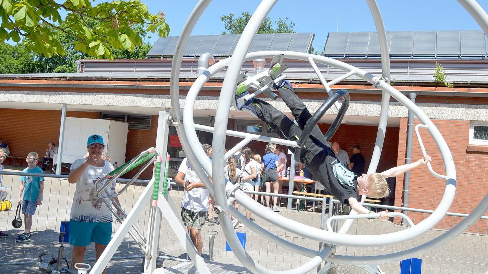 Die Kinder hatten Spaß im Space-Trainer.