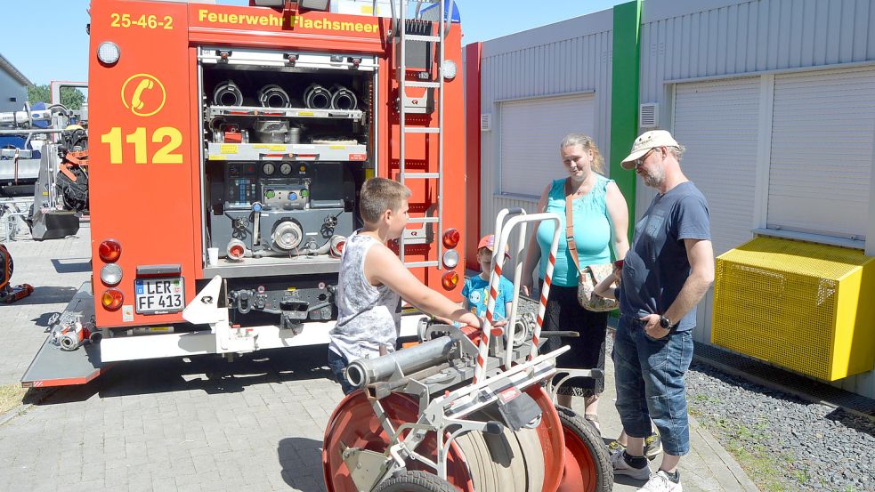 Die Freiwillige Feuerwehr Flachsmeer stellte sich vor. Foto: Weers