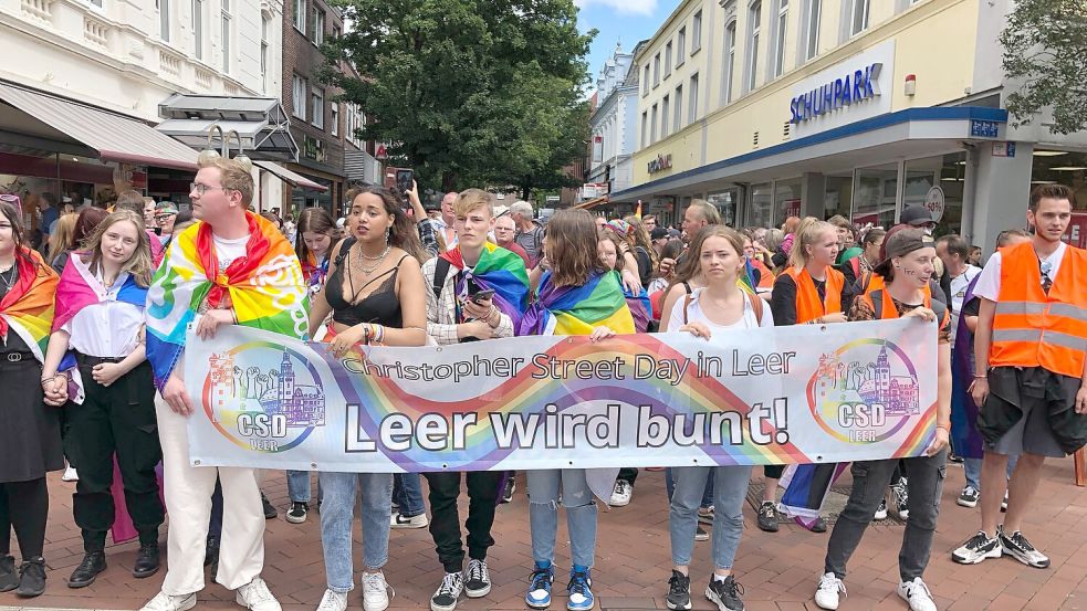 Viele junge Menschen kamen 2022 für die Demo nach Leer. Foto: Lüppen/Archiv