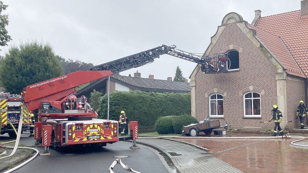 Die Feuerwehr löschte den Zimmerbrand schnell. Foto: Privat