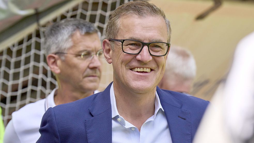 Pate des Ostfriesland-Cups: Bayern-Chef Jan-Christian Dreesen. Foto: Imago