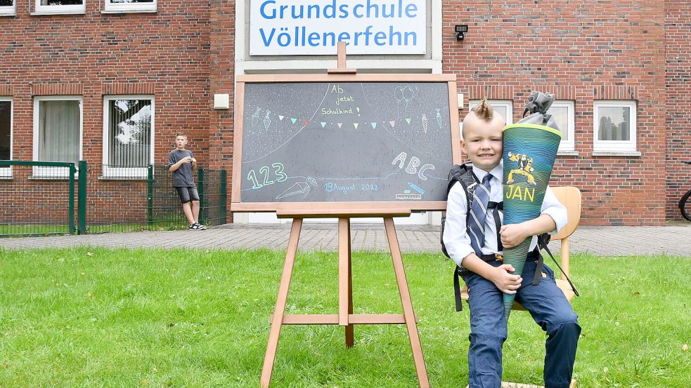 Jan Funke (6) aus Völlenerfehn freut sich schon besonders aufs Schreibenlernen.