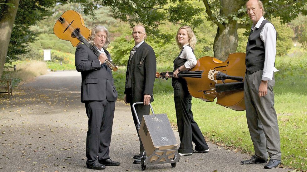 Die Gruppe Swing up de Deel präsentieren Jazz-Standards auf Plattdeutsch. Foto: Bernd Hellwage