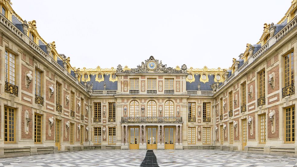 Schloss Versailles ist nach einer Bombendrohung geräumt worden. Foto: imago images/Peter Seyfferth