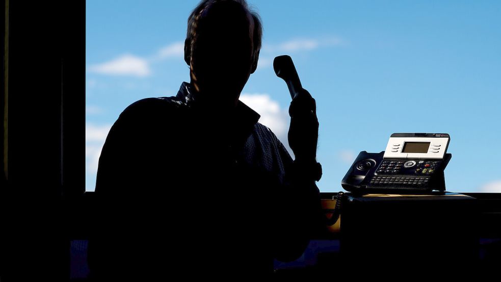 Die Polizei warnt vor einer neuen Betrugsmasche über das Telefon. Foto: DPA