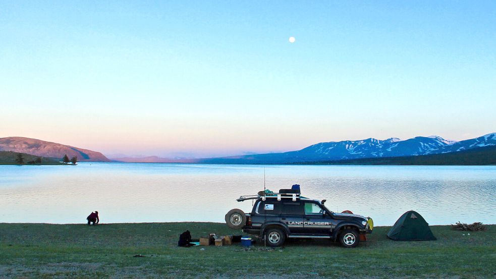 Bisher unter den Radar gefallen: Die Mongolei bietet mit zahlreichen Seen einige Erholungsziele. Foto: imago images/Pond5 Images