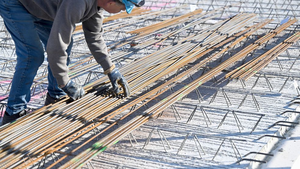 Nicht nur in Deutschland ist die Lage auf dem Immobilienmarkt angespannt - so sieht es in anderen europäischen Staaten aus. Foto: dpa/Bernd Weißbrod