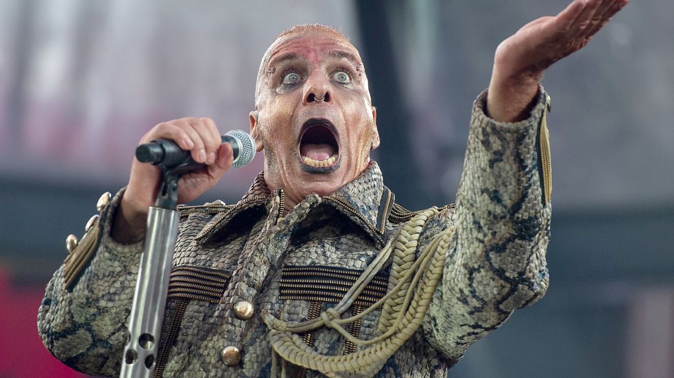 Till Lindemann bewirbt seine neue Single mit einem verstörenden Video. Foto: dpa