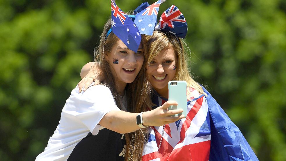 In Australien wird die Debatte um den Nationalfeiertag dieses Jahr besonders kontrovers geführt, nachdem sich einige Handelsketten entschlossen haben, keine „Australia-Day-Waren“ mehr anzubieten. Foto: imago images/Dan Himbrechts