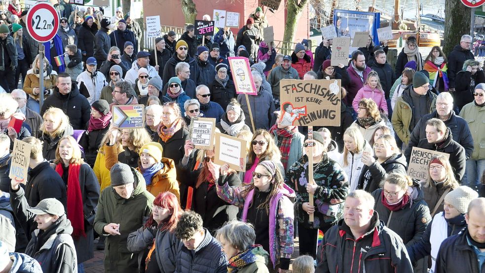 Die Demo zog nach einer Kundgebung durch das Stadtgebiet. Foto: Wolters