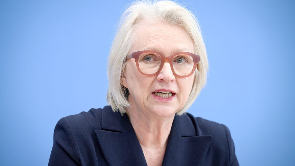 Die Ökonomin Monika Schnitzer ist Vorsitzende des Sachverständigenrats, der die Bundesregierung in Wirtschaftsfragen berät. Ihr Wort hat Gewicht in der Politik. Foto: Bernd von Jutrczenka