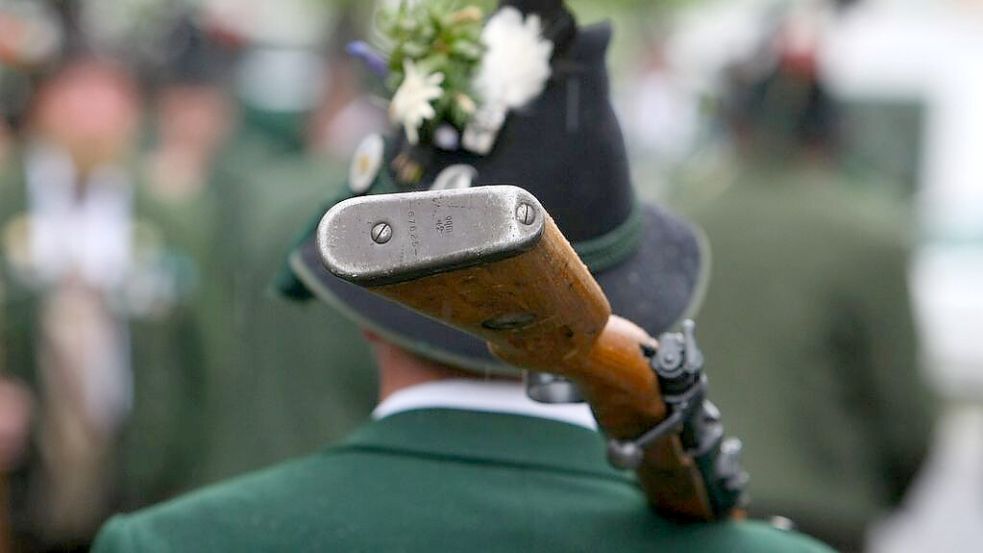 Wenn ein Schützenverein dem Dachverband den Rücken kehrt, können seine Mitglieder nicht mehr an Meisterschaften auf Kreis-, Landes- oder Bundesebene teilnehmen. Symolfoto: Karl-Josef Hildenbrand/dpa