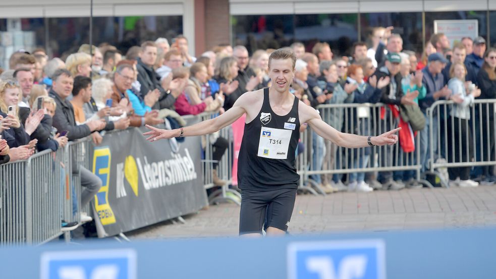 Michael Majewski feierte einen Start-Ziel-Sieg bei der dritten Etappe des diesjährigen Ossiloops. Fotos: Ortgies