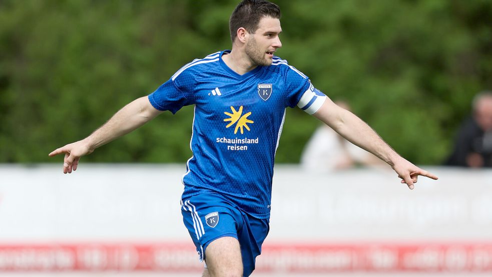 Tido Steffens besorgte mit seinem 24. Saisontor das 1:1. Archivfoto: Doden/Emden