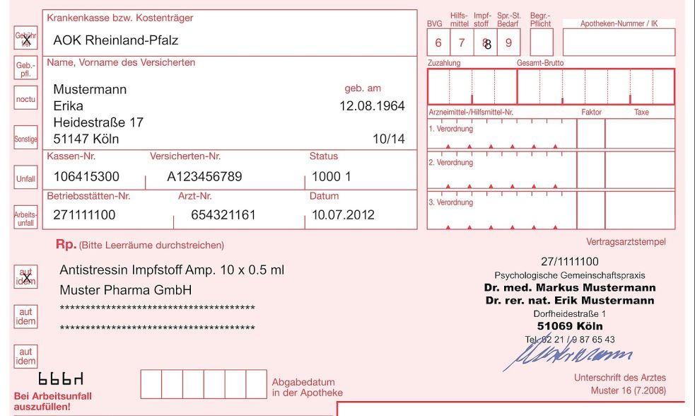 Das Formular „Muster 16“ hat ausgedient. Die Verordnung auf rosa Papier ist vom E-Rezept abgelöst worden. Foto: Lumu