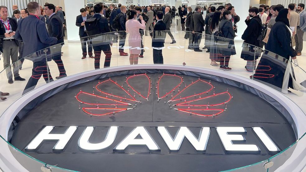 Der Einsatz chinesischer Komponenten, wie von Huawei, in künftigen deutschen Handynetzen wurde geprüft. Foto: Wolf von Dewitz/dpa