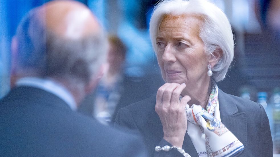 Hat sich EZB-Chefin Christine Lagarde in die Verlegenheit gebracht, eine Zinssenkung aussprechen zu müssen? Foto: dpa/Boris Roessler