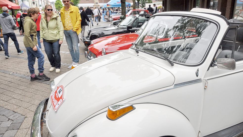 Viele Schmuckstücke waren in Leer zu sehen. Foto: Wolters