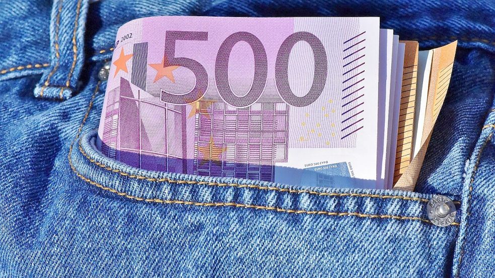 Geldbörsen und Banknoten sollten in verschlossenen Innentaschen der Kleidung getragen werden. Foto: Pixabay/Ralphs_Fotos