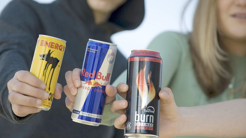 Immer mehr Experten und Verbraucherschützer sprechen sich dafür aus, für Energydrinks eine Altersgrenze einfzuführen. Foto: Imago/BSIP