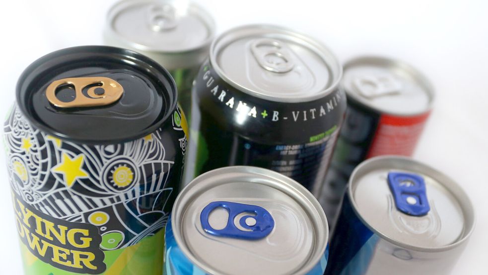 Energydrinks enthalten verschiedene stimulierende Stoffe wie Koffein, Taurin oder Guarana. Foto: dpa/Karl-Josef Hildenbrand