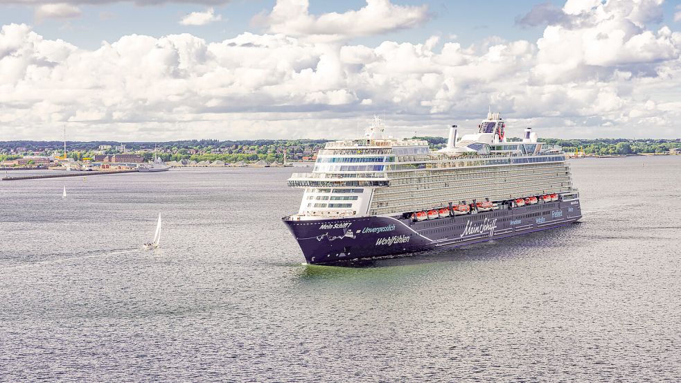 Die „Mein Schiff 7“ wird am Samstag in der Kieler Förde getauft. Gebaut wurde es in einer Meyer-Werft. Foto: TUI Cruises/dpa