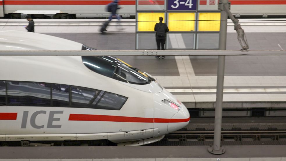 In Europa sollten viel mehr Bahn-Direktverbindungen das Reisen auf der Schiene attraktiver machen, fordert Greenpeace. Foto: Hannes P. Albert/dpa