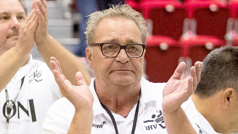 Teammanager Ewald Meyer möchte möglichst viele Heimspiele am Sonntag austragen. Archivfoto: Doden/Emden