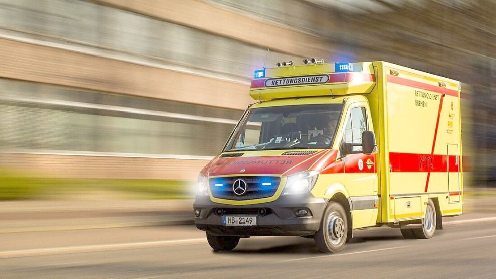 Ein 22 Jahre alter Mann soll einen 55-Jährigen in Bremen brutal verprügelt haben. Foto: Feuerwehr Bremen