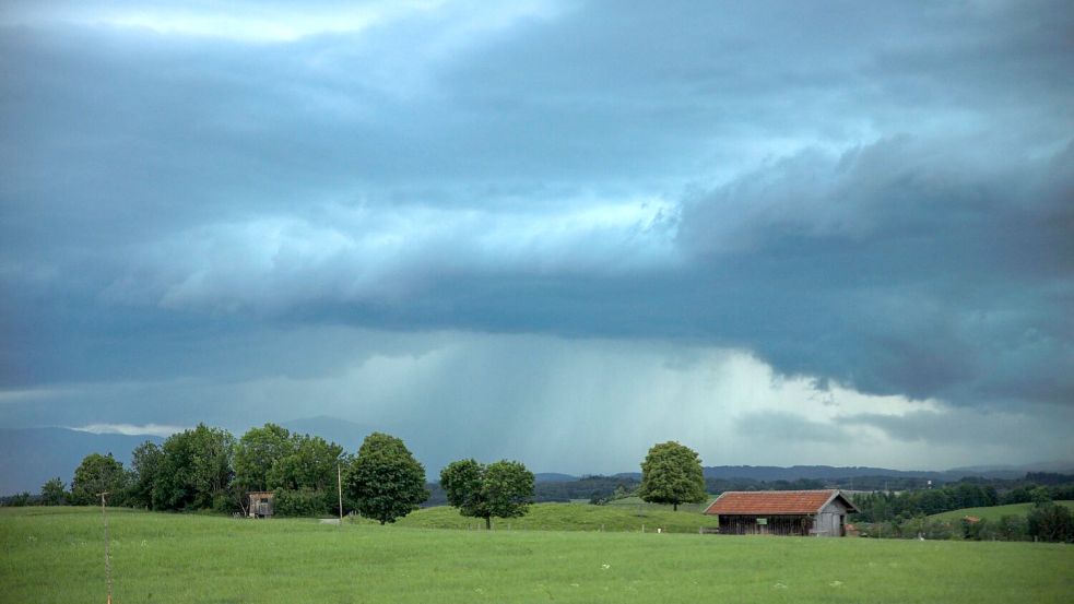 Die Unwettergefahr in Deutschland hält weiterhin an. Foto: Alexander Wolf/dpa