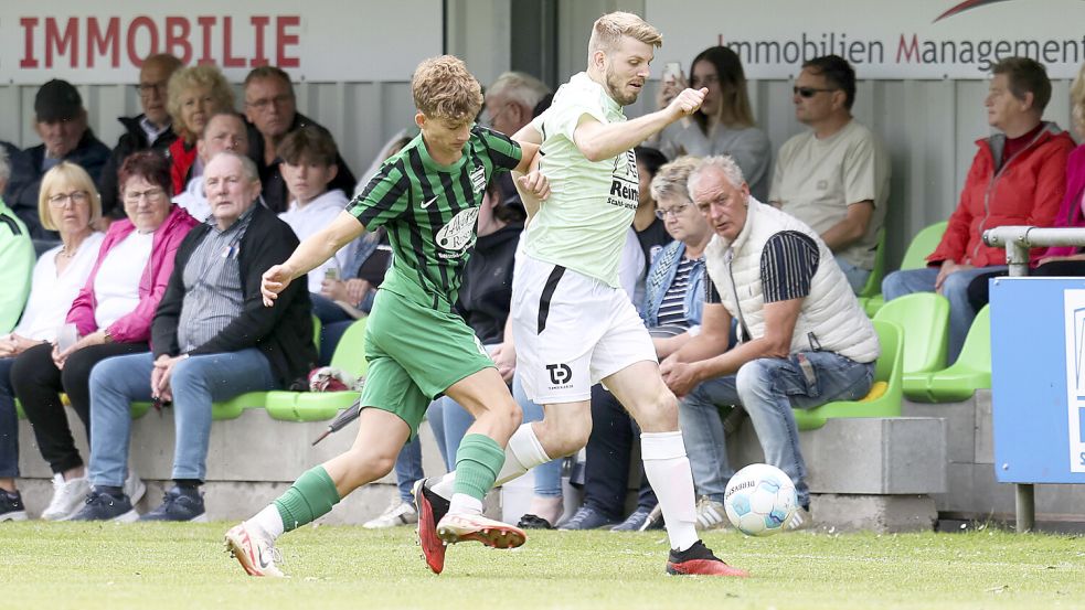 Wie schon im Viertelfinale gegen Larrelt genießt GW Firrel (rechts Steffen Busemann) wieder Heimrecht. Foto: Doden/Emden