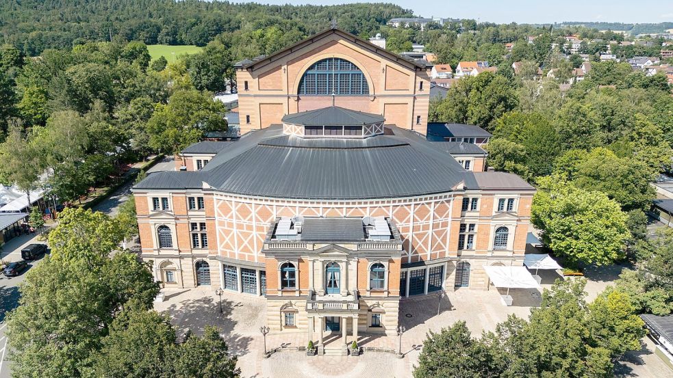 Im Festspielhaus sind ausschließlich Wagner-Opern zu hören. Foto: Daniel Karmann/dpa