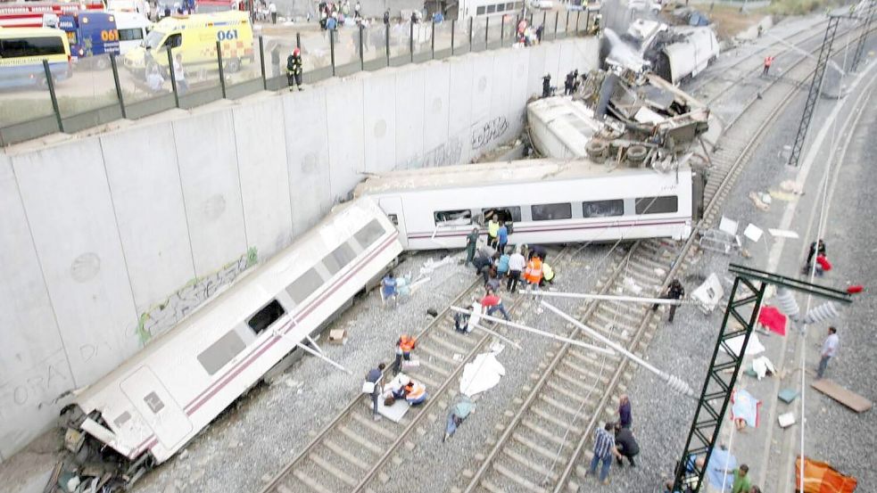 Der Unglückszug fuhr mit 192 Stundenkilometern in eine Kurve, in der nur Tempo 80 zugelassen war. (Archivfoto) Foto: picture alliance / Oscar Corral/EFE/dpa