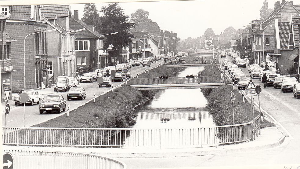 Ein Foto zeigt die Brücken in den 1980er Jahren am Untenende. Fotos: Archiv